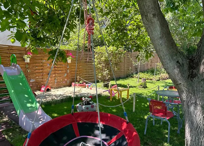 Levendula Vendeghaz Tatil Evi *